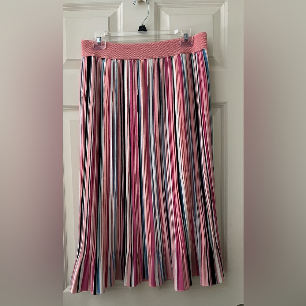 Women’s Vintage Metro wear long pleated multi color striped skirt spring size L